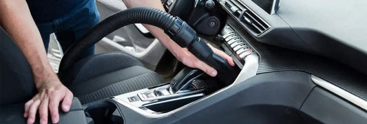 Comment bien entretenir l’habitacle de votre voiture ?